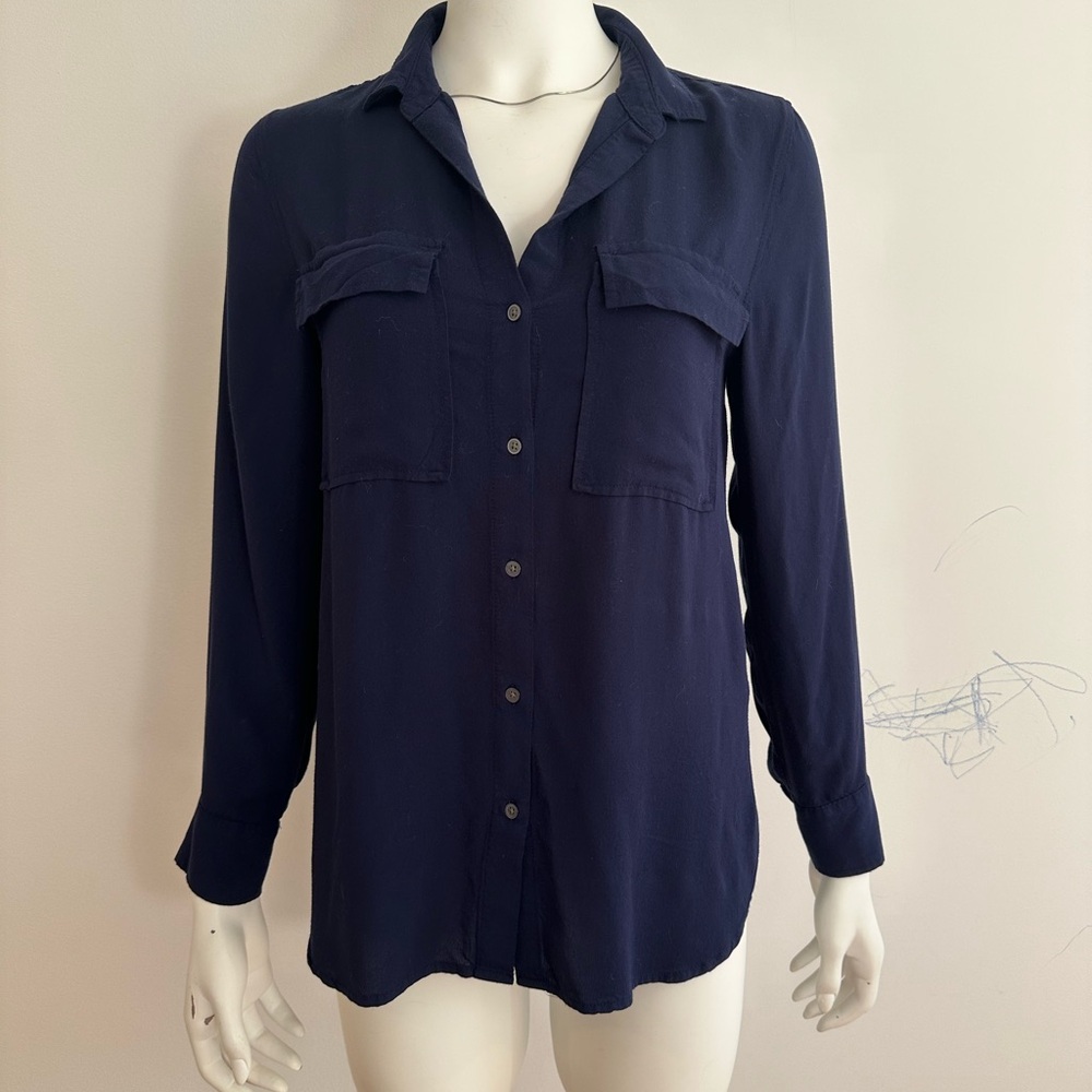 Gap Womens Button Front Shirt Blue Long Sleeve Pockets Boyfriend Fit Side Slit S